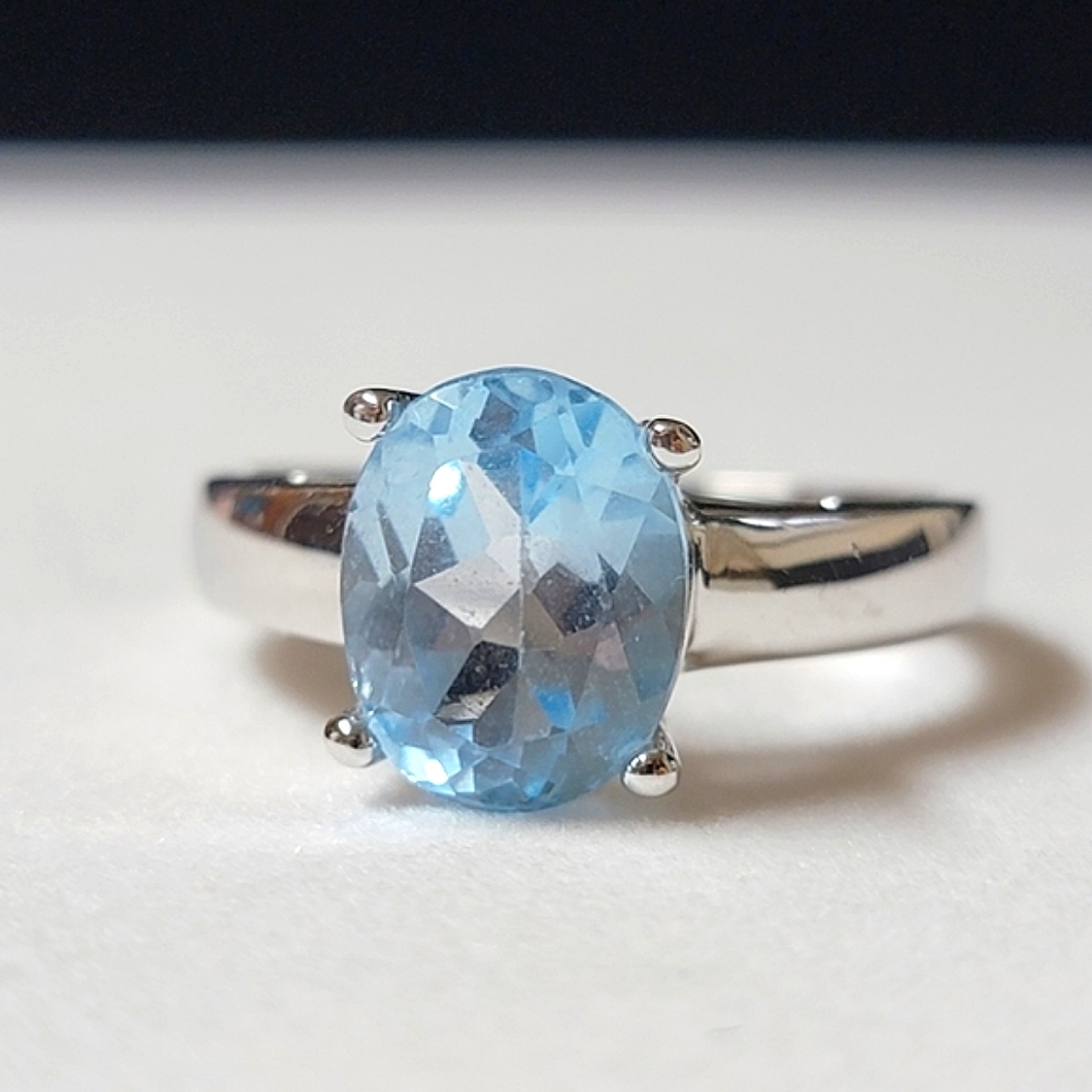 Sterling Silver Blue Topaz Solitaire Ring Signed ATI 925 China